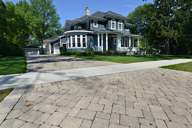 Best Professional Driveway Pavers  in Cedar Grove, FL